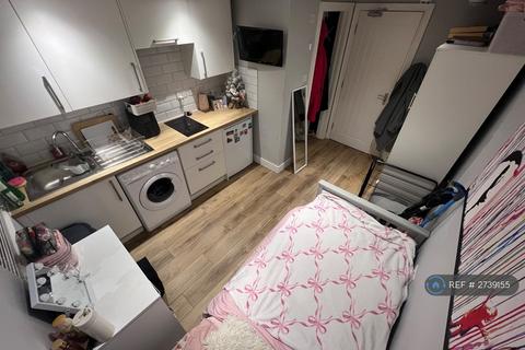 Studio to rent, Alexandea Ave, Luton, LU3