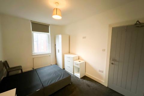 1 bedroom in a house share to rent, Room 2, St. Marys Road, Doncaster