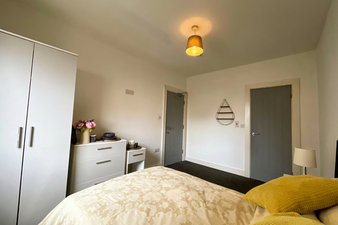 1 bedroom in a house share to rent, Room 2, St. Marys Road, Doncaster