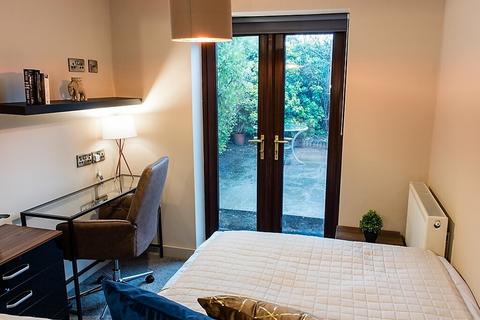 1 bedroom in a house share to rent, Elvington - Rm3