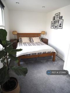 1 bedroom flat to rent, North Street, London, SW4