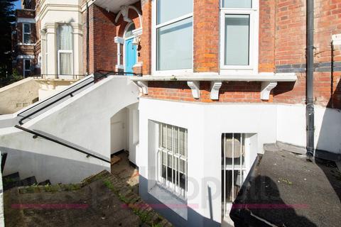 Healthcare facility to rent, 16 Shorncliffe Rd Folkestone CT20 2SF