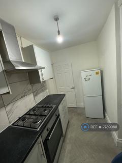 2 bedroom terraced house to rent, Cecil Road, Harrow, HA3