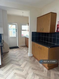 5 bedroom terraced house to rent, Lorne Street, Reading, RG1