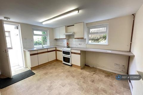 1 bedroom semi-detached house to rent, Ricketts Lane, St. Austell, PL26