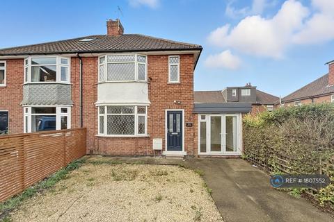 4 bedroom semi-detached house to rent, Anderson Grove, York, YO24