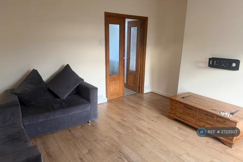 3 bedroom end of terrace house to rent, Grapes Close, Coventry, CV6