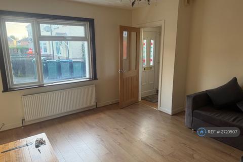 3 bedroom end of terrace house to rent, Grapes Close, Coventry, CV6