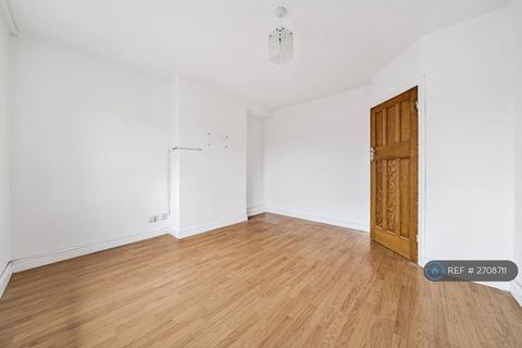 3 bedroom terraced house to rent, St. Andrews Road, London, W3
