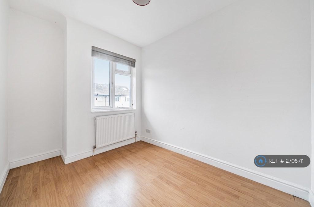 Small Double Bedroom