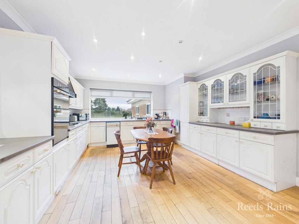 Breakfast Kitchen