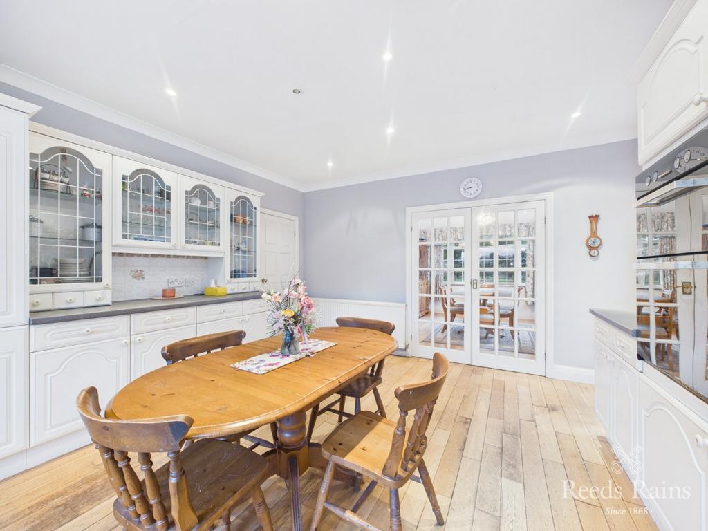 Breakfast Kitchen