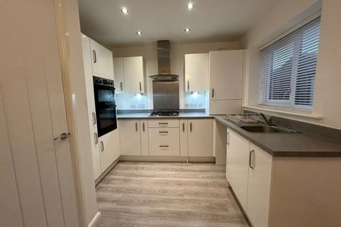 2 bedroom semi-detached house for sale, Finchley Close, East Yorkshire HU8