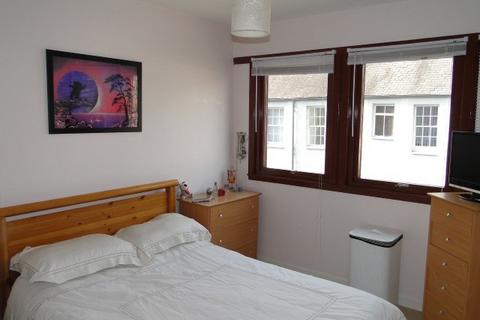 undefined, 11e, Canal Crescent, Perth, PH2 8HT