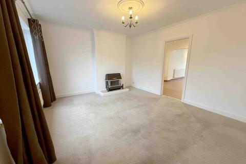4 bedroom semi-detached house to rent, Priors Way, Dunvant, SA2