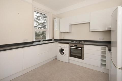 2 bedroom flat for sale, Ferndale Road, Teignmouth, TQ14