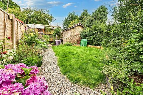 undefined, Salford Road, Galagte | Charming double fronted cottage with private garden