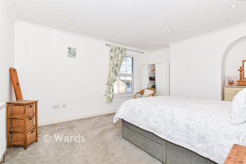 2 bedroom terraced house for sale, Loose Road, Maidstone, Kent