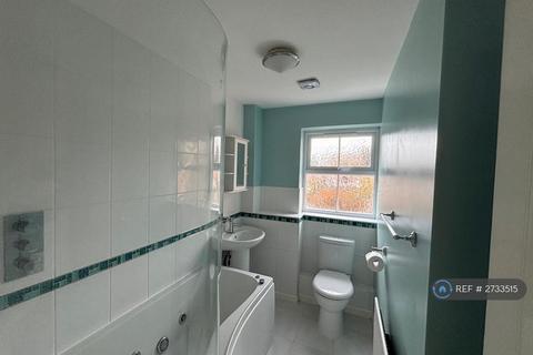2 bedroom terraced house to rent, Lower Canes, Yateley, GU46