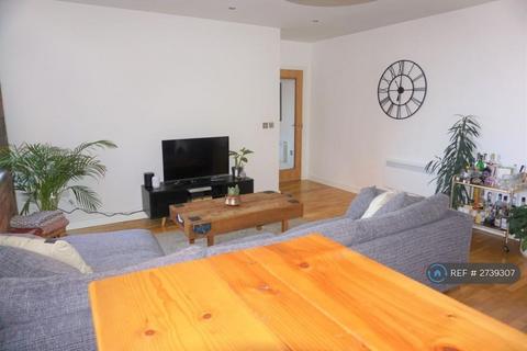 2 bedroom flat to rent, Roberts Wharf, Leeds, LS9