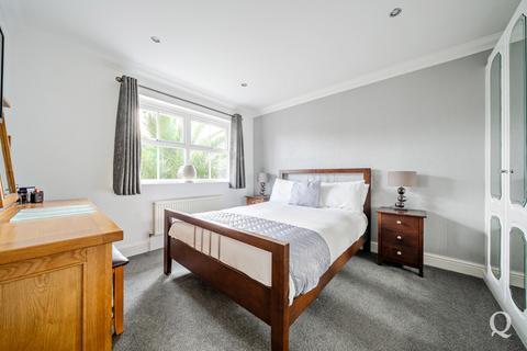 4 bedroom detached house for sale, Saxon Shore, Sittingbourne, Kent, ME10