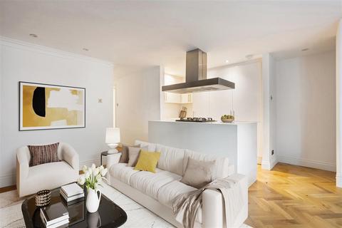 2 bedroom flat for sale, Cornwall Crescent, W11