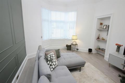 2 bedroom flat for sale, Brisbane Street, Greenock PA16