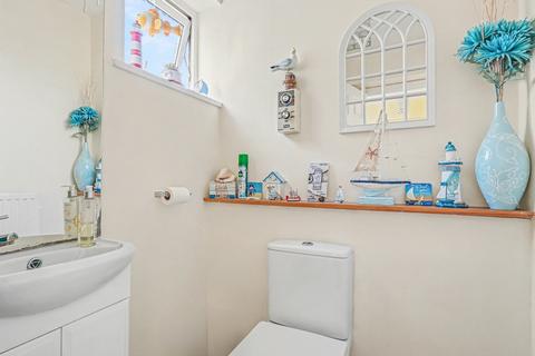 4 bedroom detached house for sale, Admirals Walk, Shoeburyness SS3