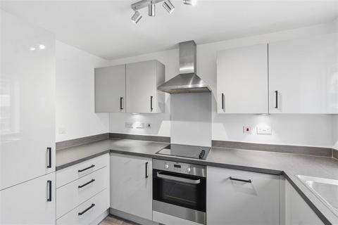 2 bedroom house to rent, Conker Gardens, Plymouth