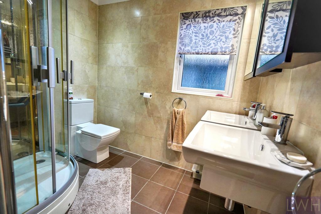 Ensuite