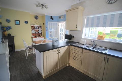 3 bedroom semi-detached house for sale, Flaxley Road, Birmingham B33