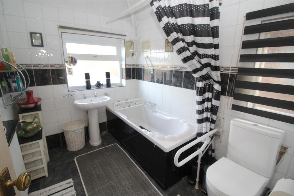 Bathrooom