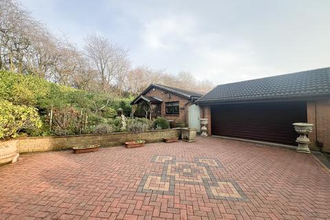 undefined, Brackenside, Reddish