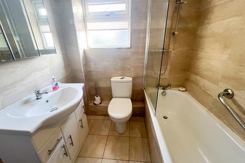 3 bedroom detached bungalow for sale, Brackenside, Reddish