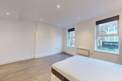 undefined, Ballards Lane, North Finchley, N12