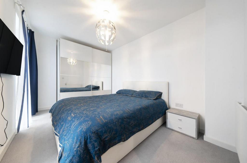 Davidson Frost-Wellings, DFW, Hallington Court, Be
