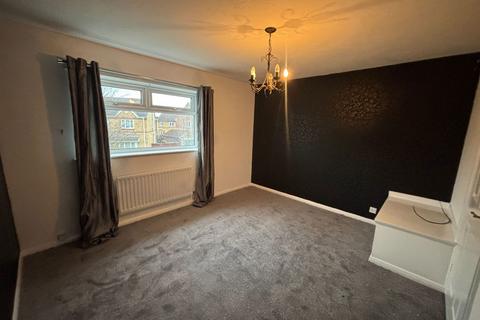 2 bedroom semi-detached house to rent, Mastiles Close, Stockton-on-tees TS17