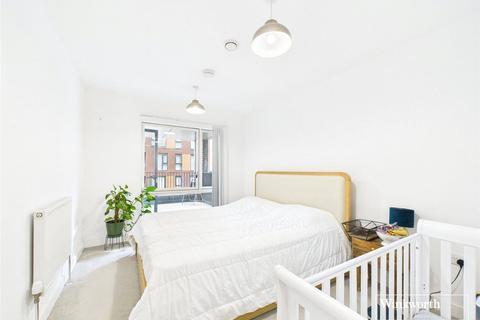 3 bedroom apartment for sale, Grove Park, London NW9