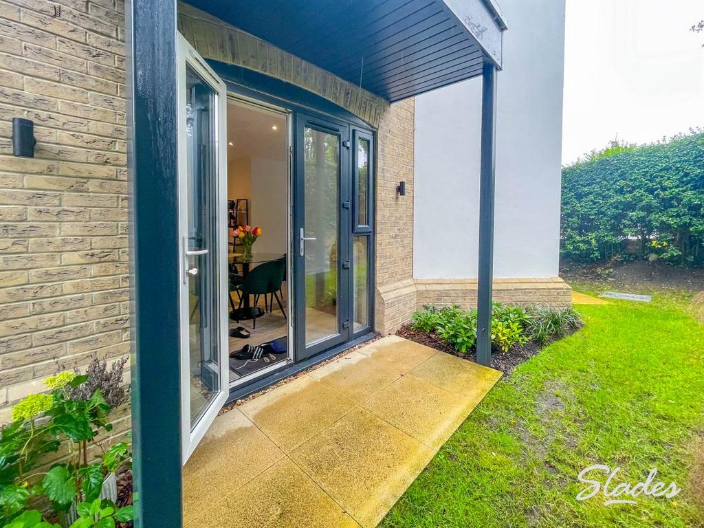 Patio 1
