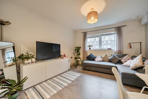 2 bedroom apartment for sale, Catesby Street, London