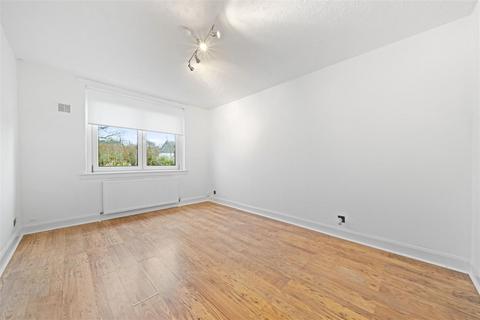 undefined, Meadowburn Road, Wishaw