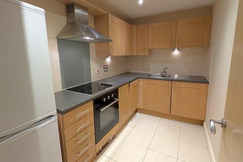 1 bedroom apartment to rent, Abingdon Court, Woking GU22
