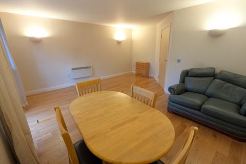 1 bedroom apartment to rent, Abingdon Court, Woking GU22