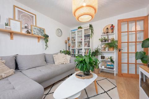 3 bedroom terraced house for sale, Eliburn South, Livingston