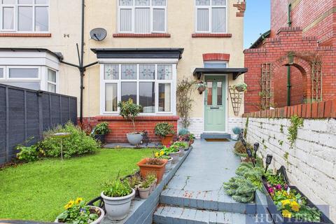 3 bedroom end of terrace house for sale, Londesborough Road, Scarborough