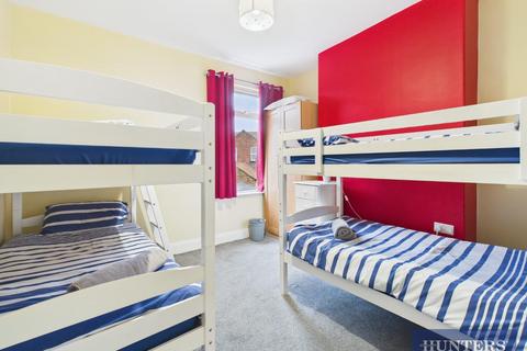 4 bedroom terraced house to rent, Norman Crescent, Filey