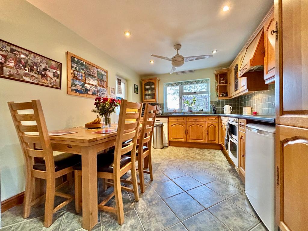 Kitchen / Diner