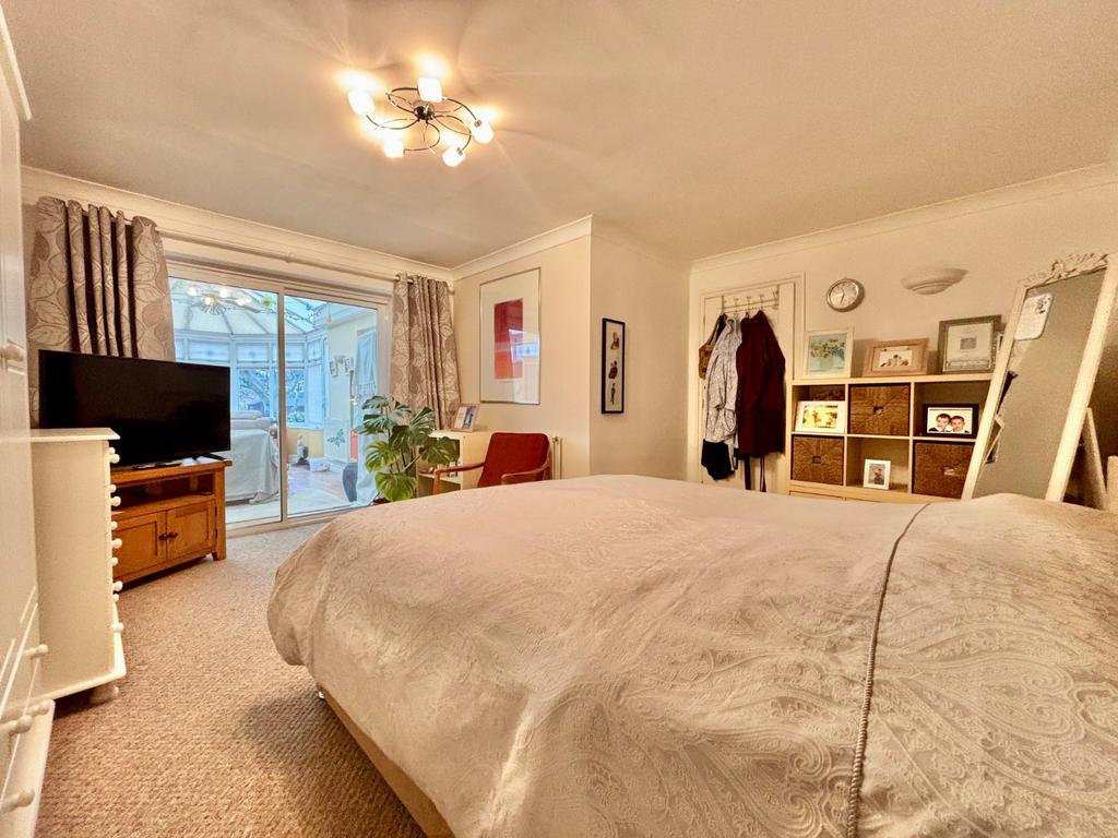 Dining Room/Bedroom
