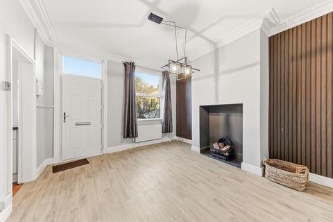 3 bedroom terraced house for sale, Fern Grove, Kirkstall, LS5