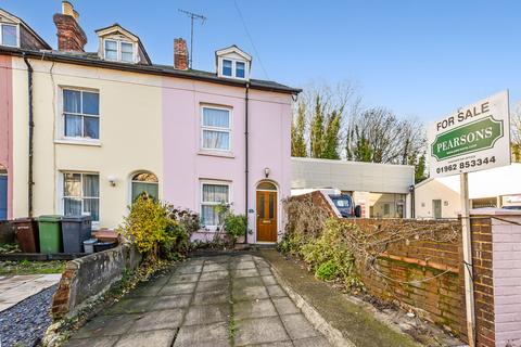 3 bedroom end of terrace house for sale, Bar End Road, Winchester